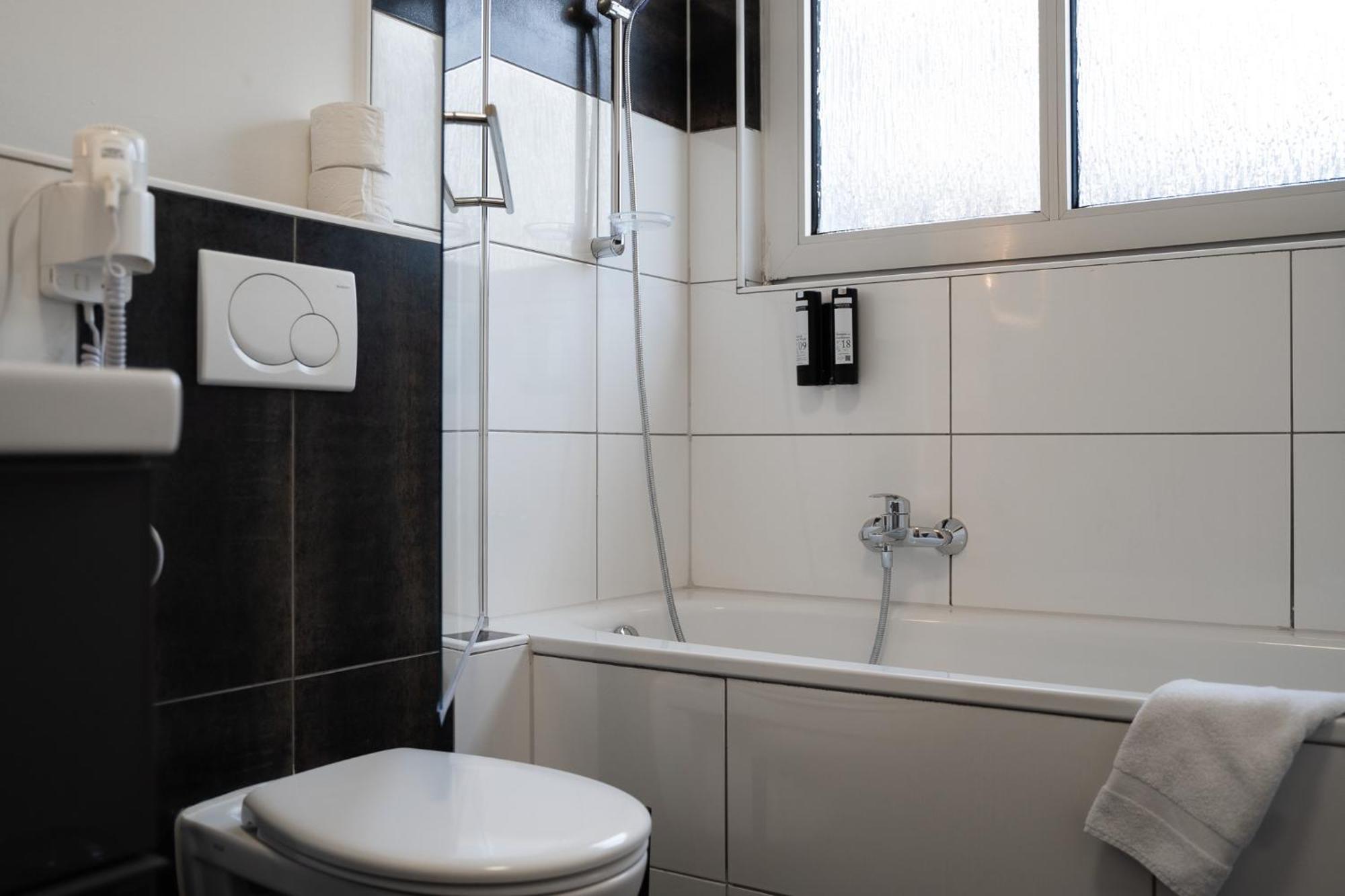 Exklusives und gemütliches Apartment in Krefeld + NETFLIX Exterior foto