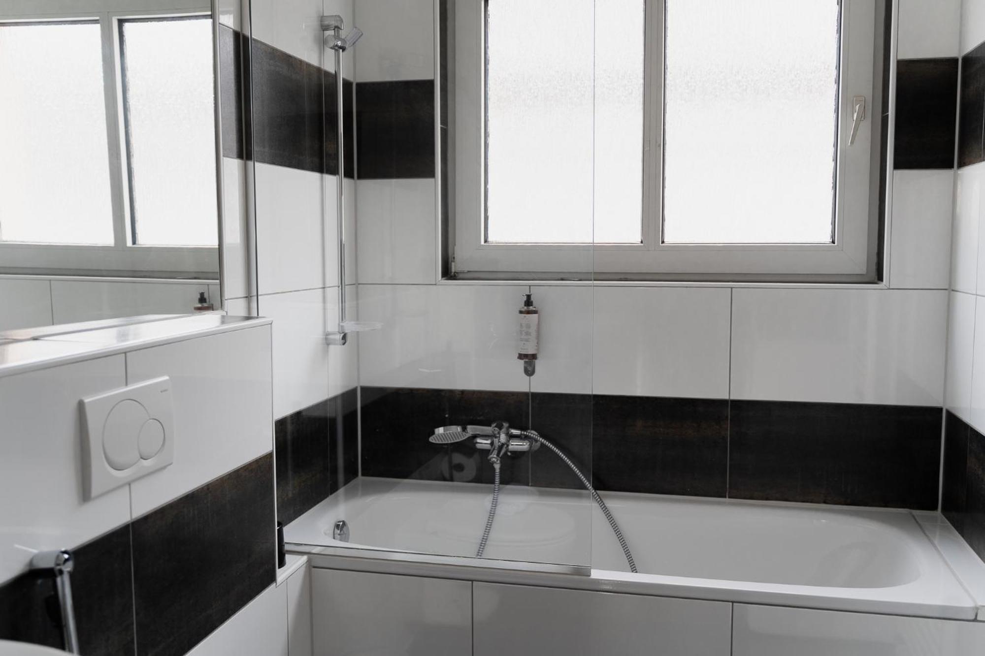 Exklusives und gemütliches Apartment in Krefeld + NETFLIX Zimmer foto